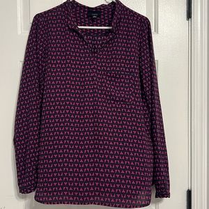 Boutique | black and fuchsia patterned long sleeve blouse